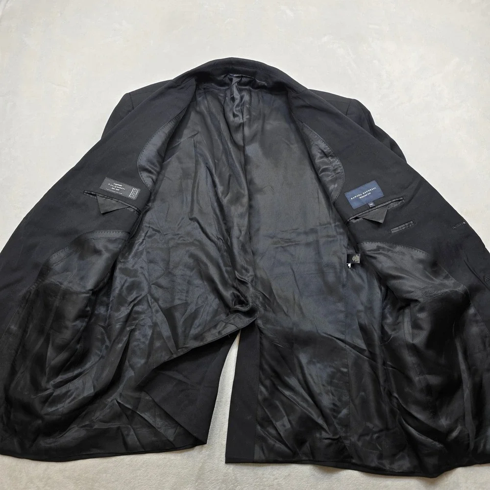 Banana Republic Black Wool Suit Jacket Mens 46R‎ 46 Modern Fit Italian Blazer